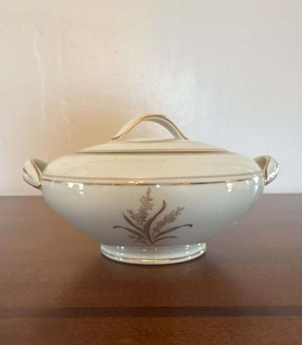Noritake Neville 5811 Sugar Bowl w Lid Vintage 1957-1962 Japan Gold Trim